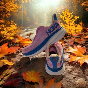 Hoka One Women's Clifton 9 Running Sneaker Shoes, Size 9B(M) US